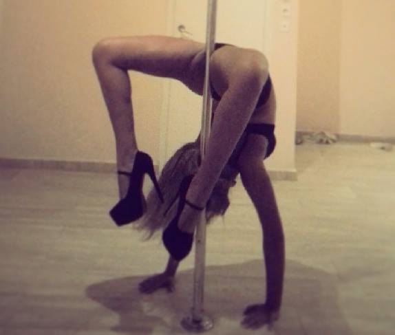 Σέξυ φωτογραφίες της χορεύτριας Αφροδίτης Βλαντιμίροβα