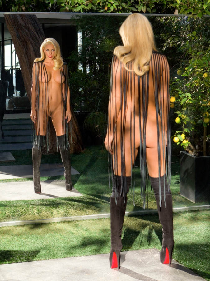 Η Jenny McCarthy σε γυμνές φωτογραφίες στο Playboy