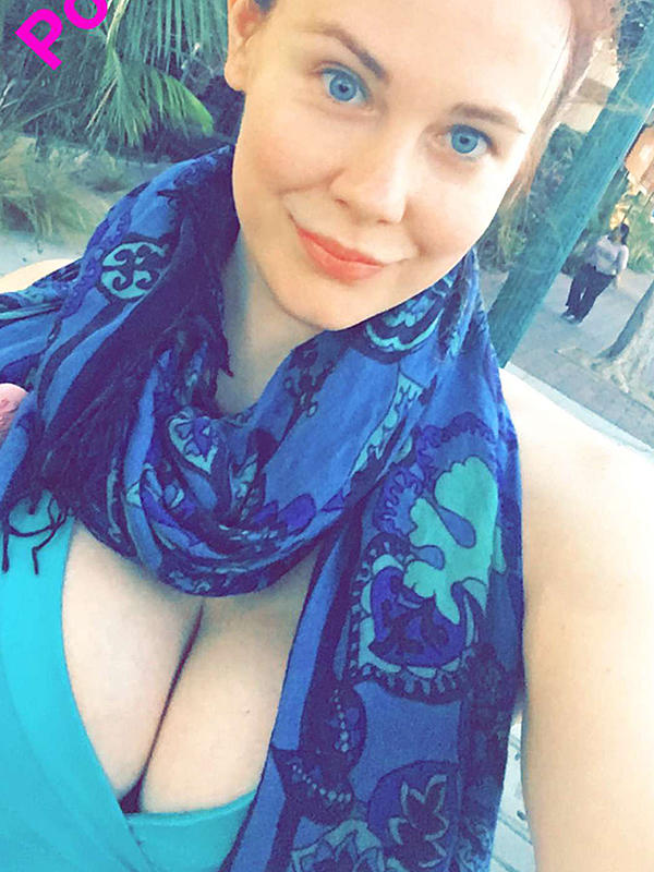 Η Maitland Ward σέξυ και προκλητική σε topless φωτογραφίες στο snapchat