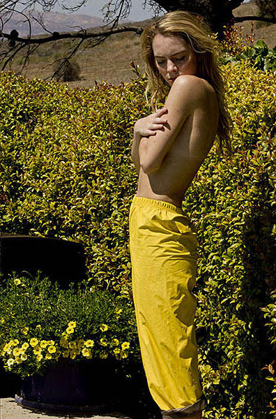 Topless φωτογραφίες της σέξυ Τεξανής μικρούλας ηθοποιού και μοντέλο Haley Nicole Permenter