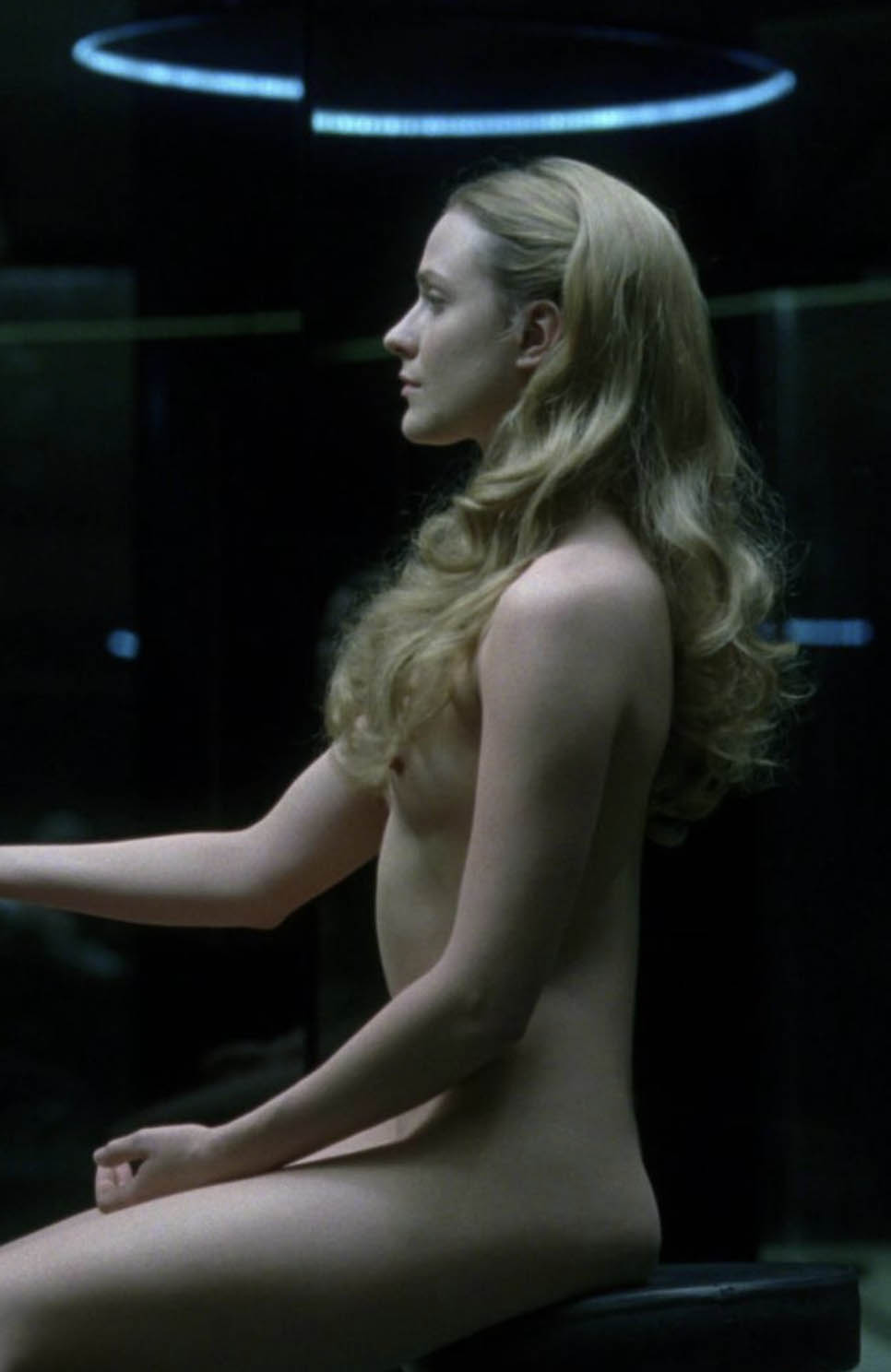 Η ηθοποιός Evan Rachel Wood σε γυμνές σκηνές στο Westworld